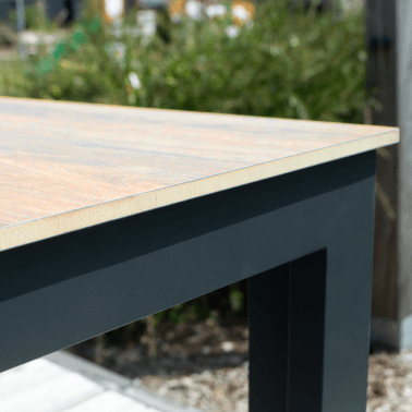 Table Calvi 6/8 personnes